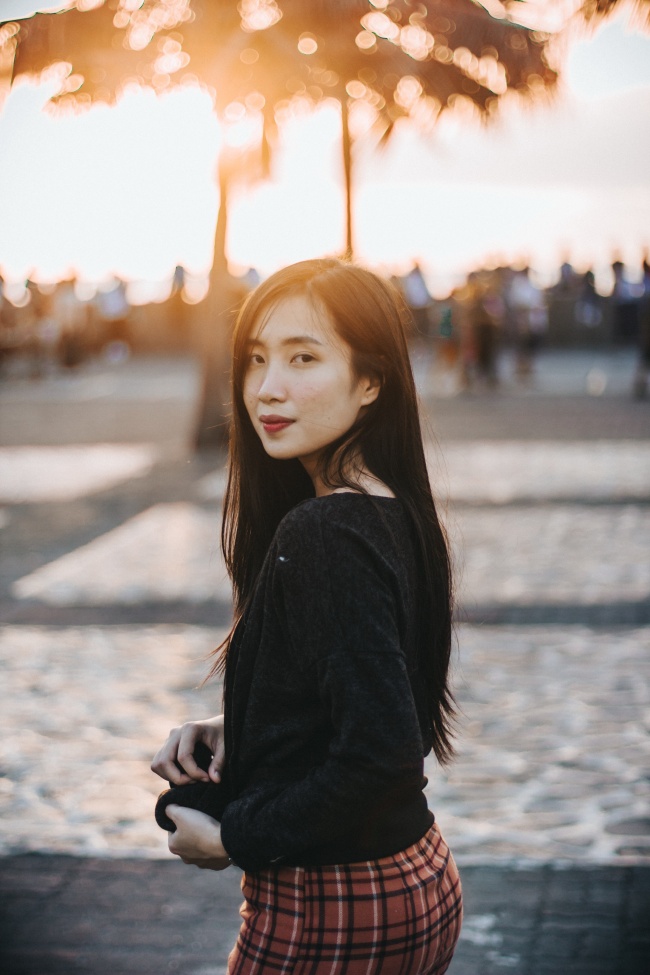 百丽直播间大片  banner